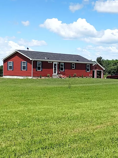 945 Battle Ridge Road Rd, Clinton, ME 04927