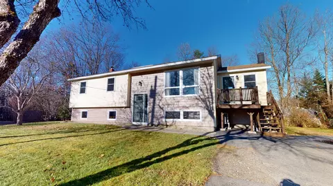 15 Charity St, Lisbon, ME 04252