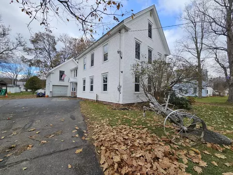 52 Owens St, Bingham, ME 04920