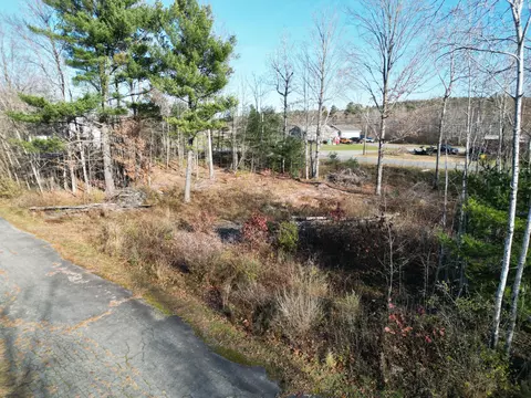014 Main St, Lincoln, ME 04457