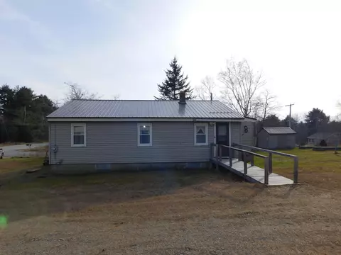 3198 Bennoch Rd, Alton, ME 04468