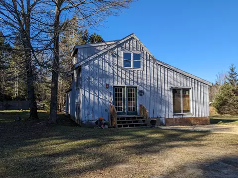 31 Cline Rd, Saint George, ME 04860