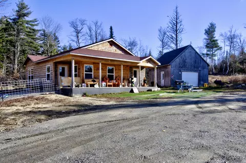 220 Rollins Ridge Rd, Dixfield, ME 04224