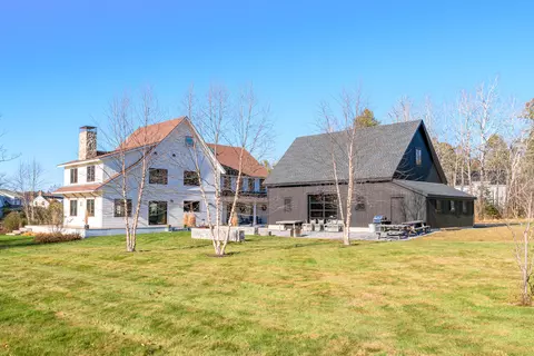24 Folly Cove Rd, Yarmouth, ME 04096