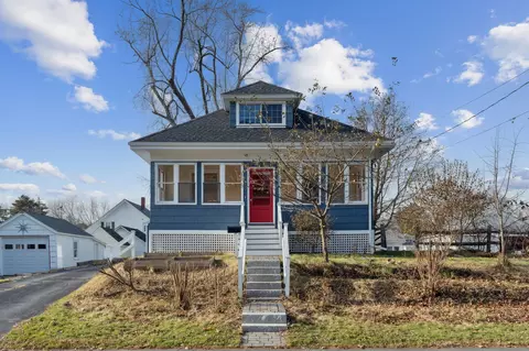 79 Bancroft St, Portland, ME 04102
