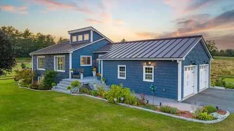 248 Meadow Cross Rd, Topsham, ME 04086