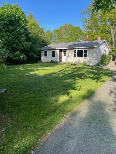 24 Meadow Wood Dr, China, ME 04358