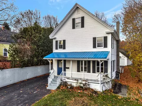 21 Page St, Hallowell, ME 04347
