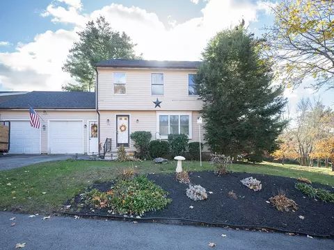 156 Regan Ln, Portland, ME 04103