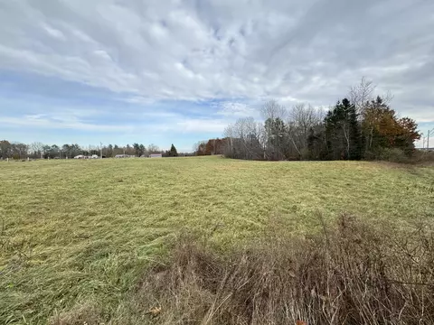 145 Dover Rd, Charleston, ME 04422