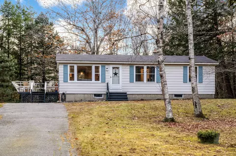 17 Hemlock Ridge Rd, Chelsea, ME 04330