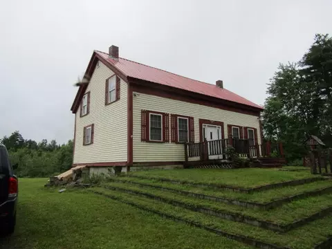 129 Maple Rd, Atkinson, ME 04426