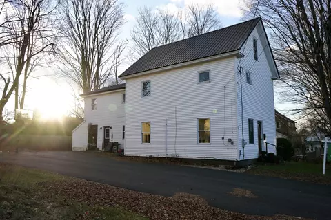 144 Manson St, Pittsfield, ME 04967