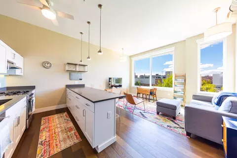 167 Newbury St #303, Portland, ME 04101