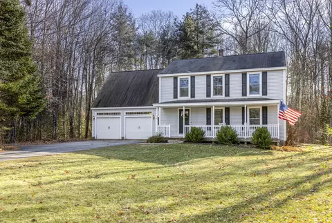 54 Hillview Ave, Saco, ME 04072