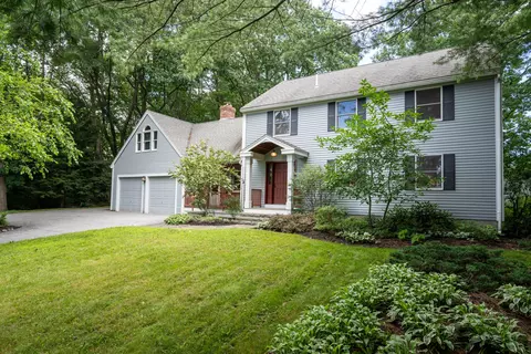 1058 Highland Ave, South Portland, ME 04106