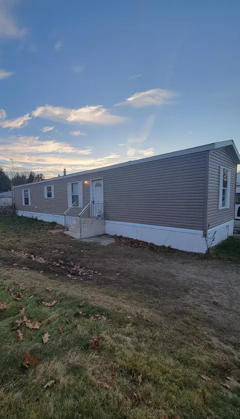 15 Lexis Ln, Auburn, ME 04210
