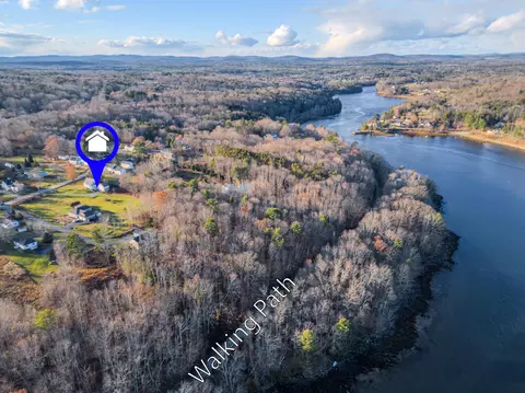 369 High St, Belfast, ME 04915