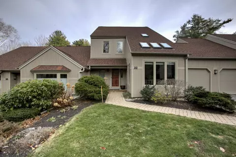 32 Wildwood Dr #32, Cape Elizabeth, ME 04107