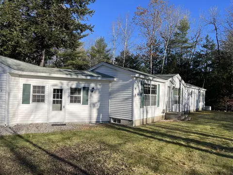 1 Whitetail Ln, Naples, ME 04055
