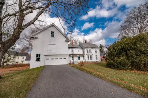 69 Bradbury St, Old Town, ME 04468