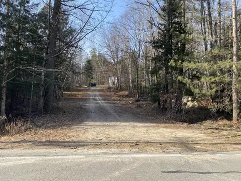 617 Kansas Road Rd, Bridgton, ME 04009