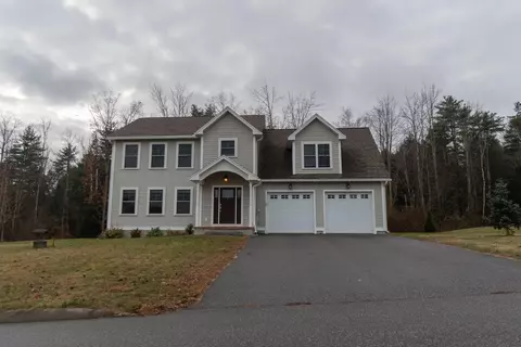18 Trailside Cir, Saco, ME 04072 photo 1