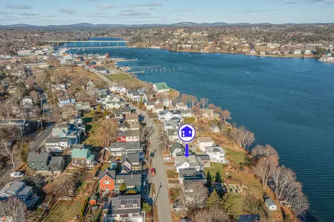 38 Bayview St, Belfast, ME 04915