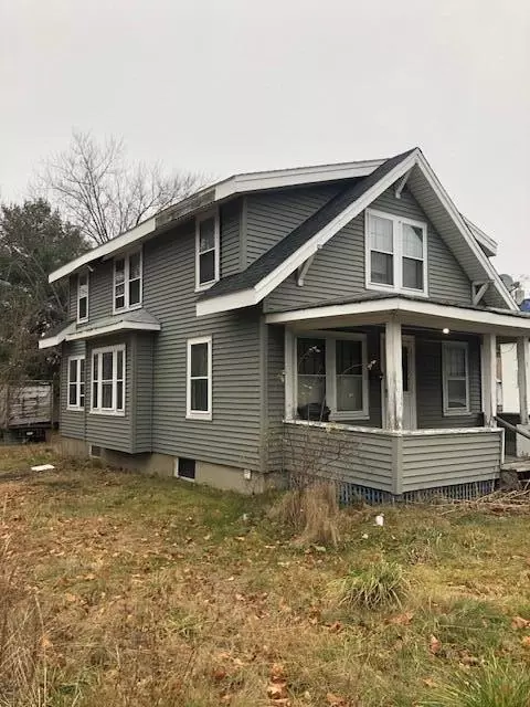 6 Fowler St, Augusta, ME 04330