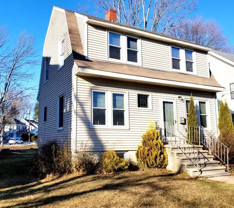 465 Woodford St, Portland, ME 04103