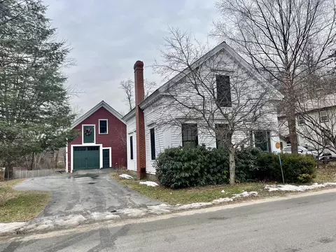 6 Church St, Bridgton, ME 04009