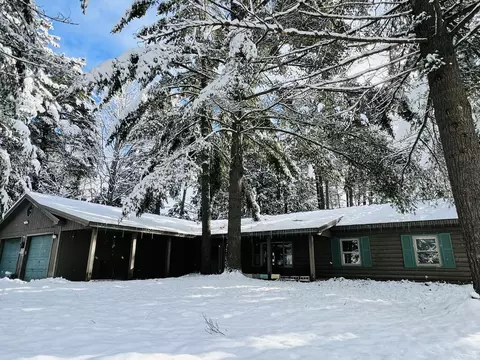 82 Sewall Dr, Old Town, ME 04468