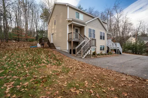 172 Portland Rd #B, Gray, ME 04039