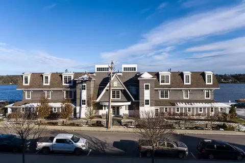145 Commercial St #101, Bath, ME 04530