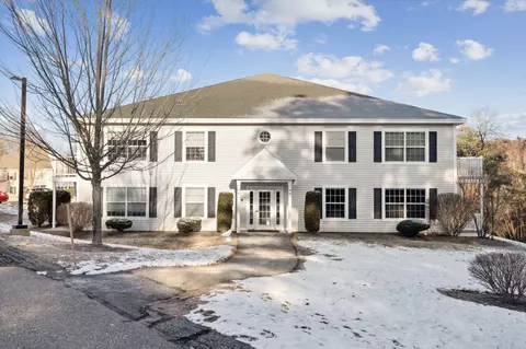 345 Saco St #32, Westbrook, ME 04092
