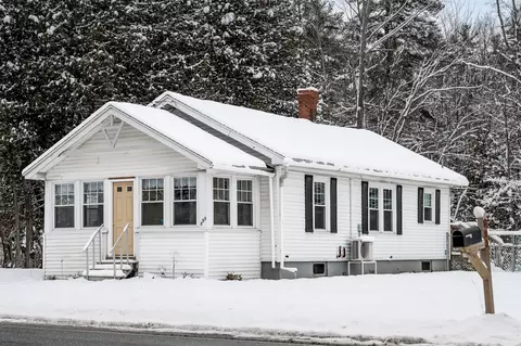 899 N Main St, Brewer, ME 04412