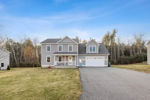 16 Trailside Cir, Saco, ME 04072