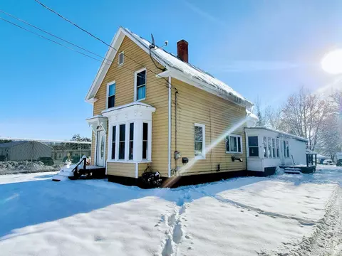 19 East St, Skowhegan, ME 04976