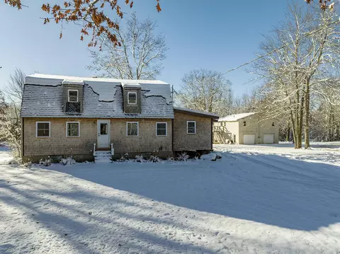 34 Morrison Dr, Lincolnville, ME 04849