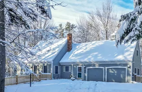 20 Pheasant Run Rd, Belgrade, ME 04917