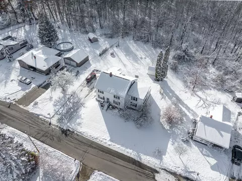 31 Patterson St, Hampden, ME 04444