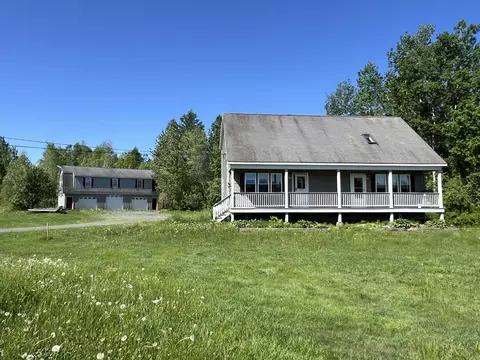 328 Melody Ln, Saint Albans, ME 04971