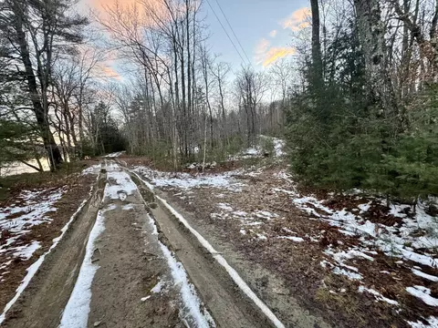 37 Maple Lane, Livermore, ME 04253
