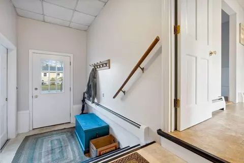 29 Bouchard Dr, Brunswick, ME 04011