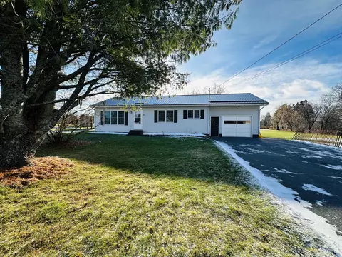 21 Woodman St, Washburn, ME 04786