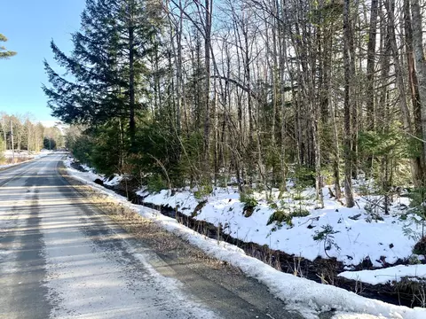 29 Russell Road # f, Madison, ME 04950