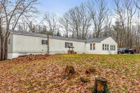 1263 S Belfast Ave, Augusta, ME 04330