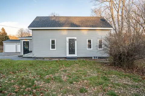 58 Stillman St, South Portland, ME 04106
