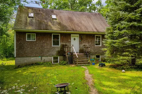 14 Maple St, Acton, ME 04001
