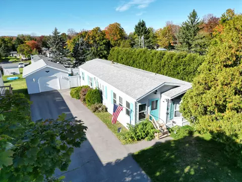 1 L St, Bangor, ME 04401